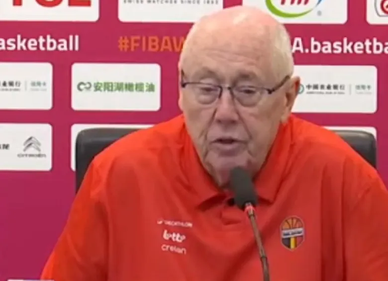 比利时主帅：我觉得张子宇很不错，我们没能很好的限制她